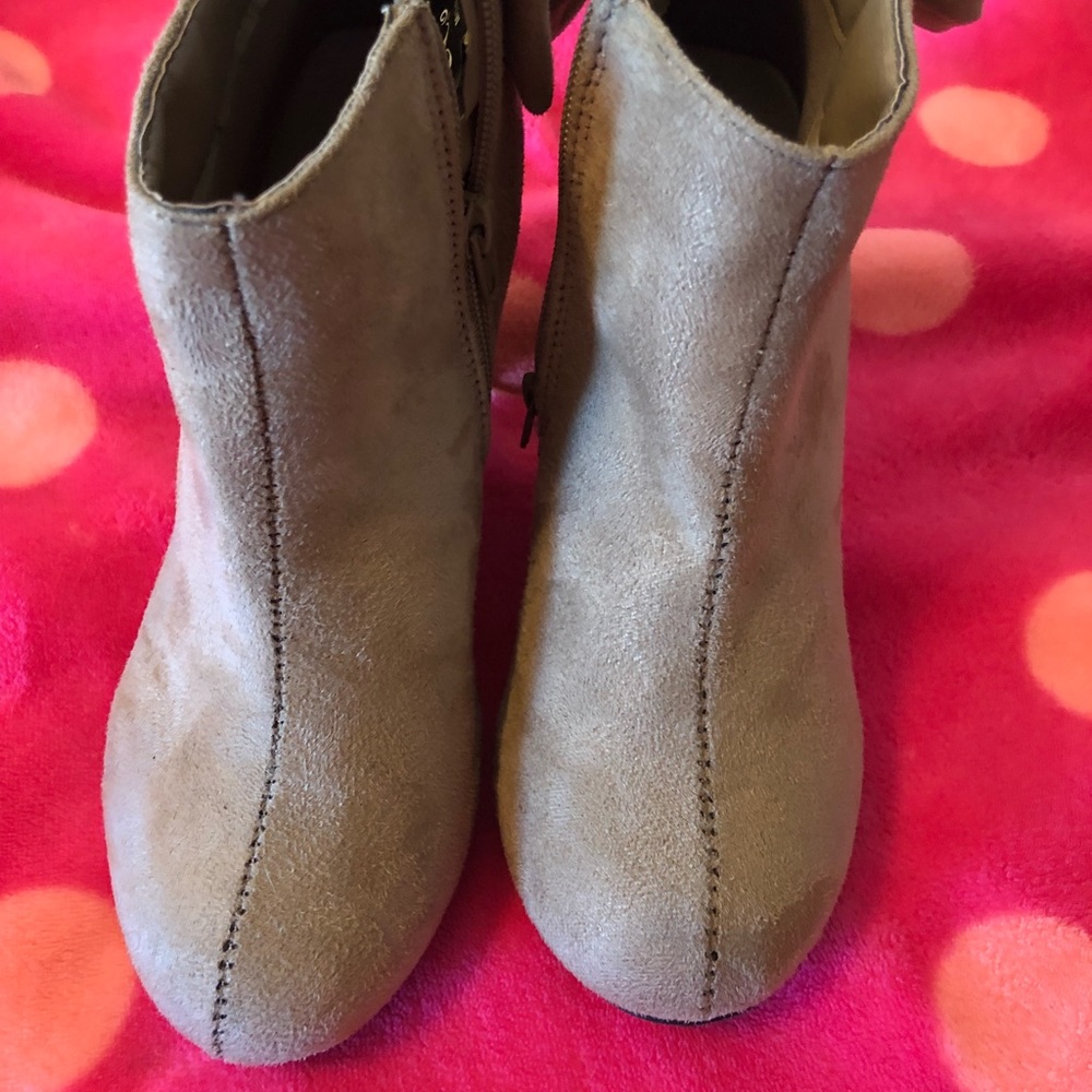 Cute Rue21 Booties - Picture 3 of 3